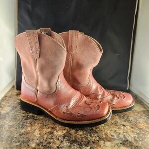Ariat Women's Pink Heeled Boots